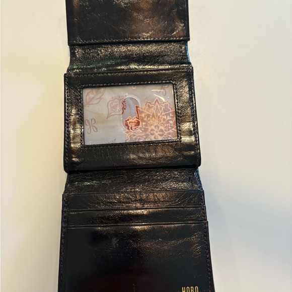 HOBO Gari Women’s Black Leather Trifold Wallet with Kiss Lock - Picture 6 of 9